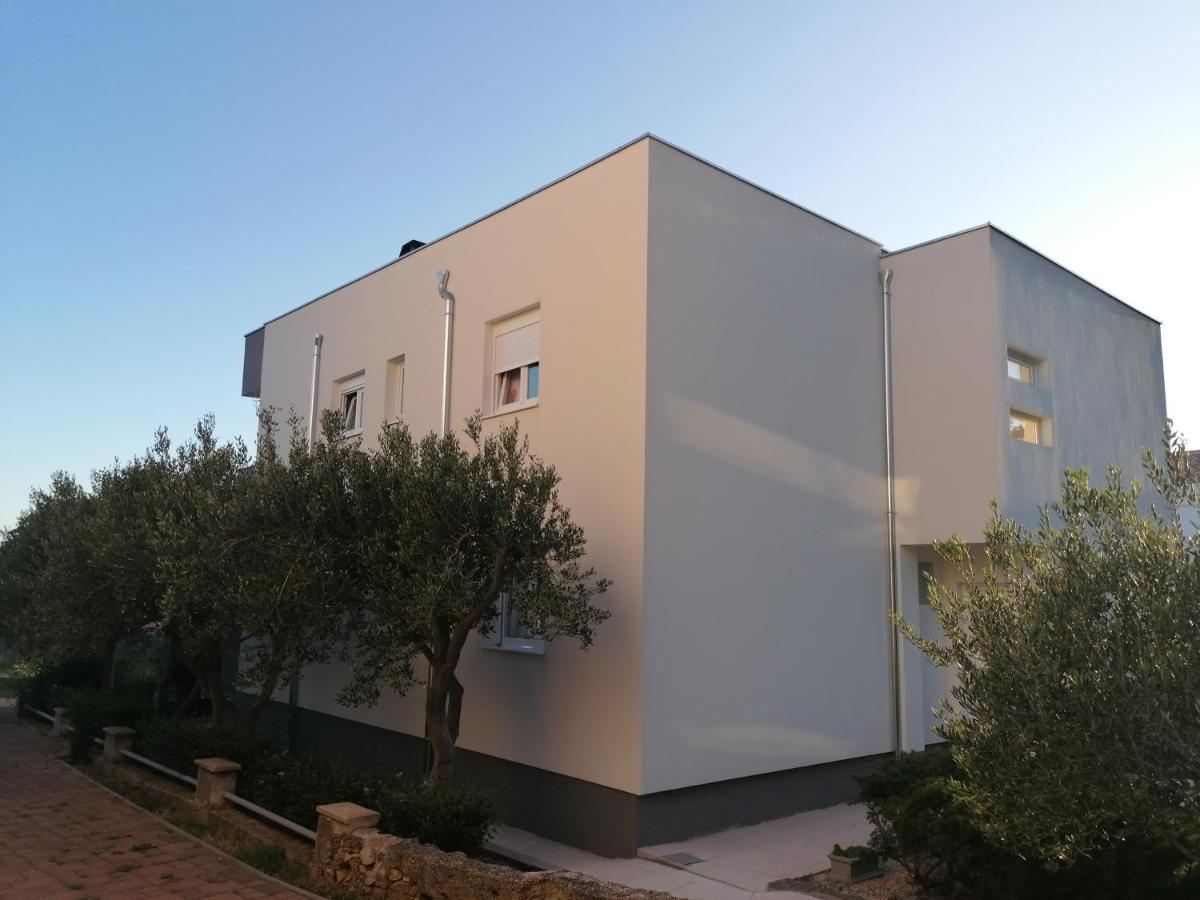 Apartments Lota Starigrad Paklenica Dış mekan fotoğraf
