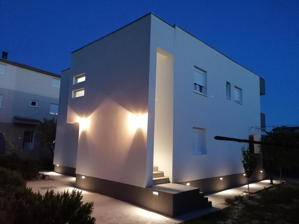 Apartments Lota Starigrad Paklenica Dış mekan fotoğraf