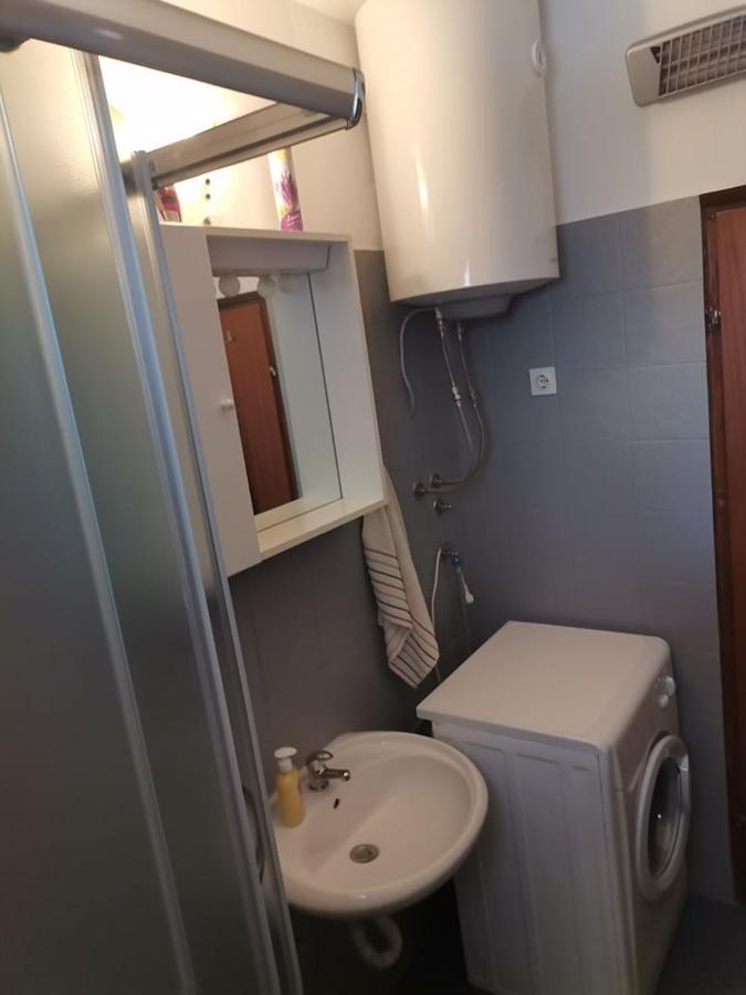 Apartments Lota Starigrad Paklenica Dış mekan fotoğraf