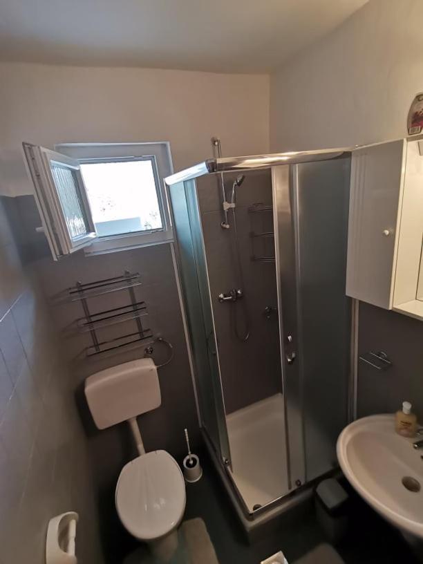 Apartments Lota Starigrad Paklenica Dış mekan fotoğraf